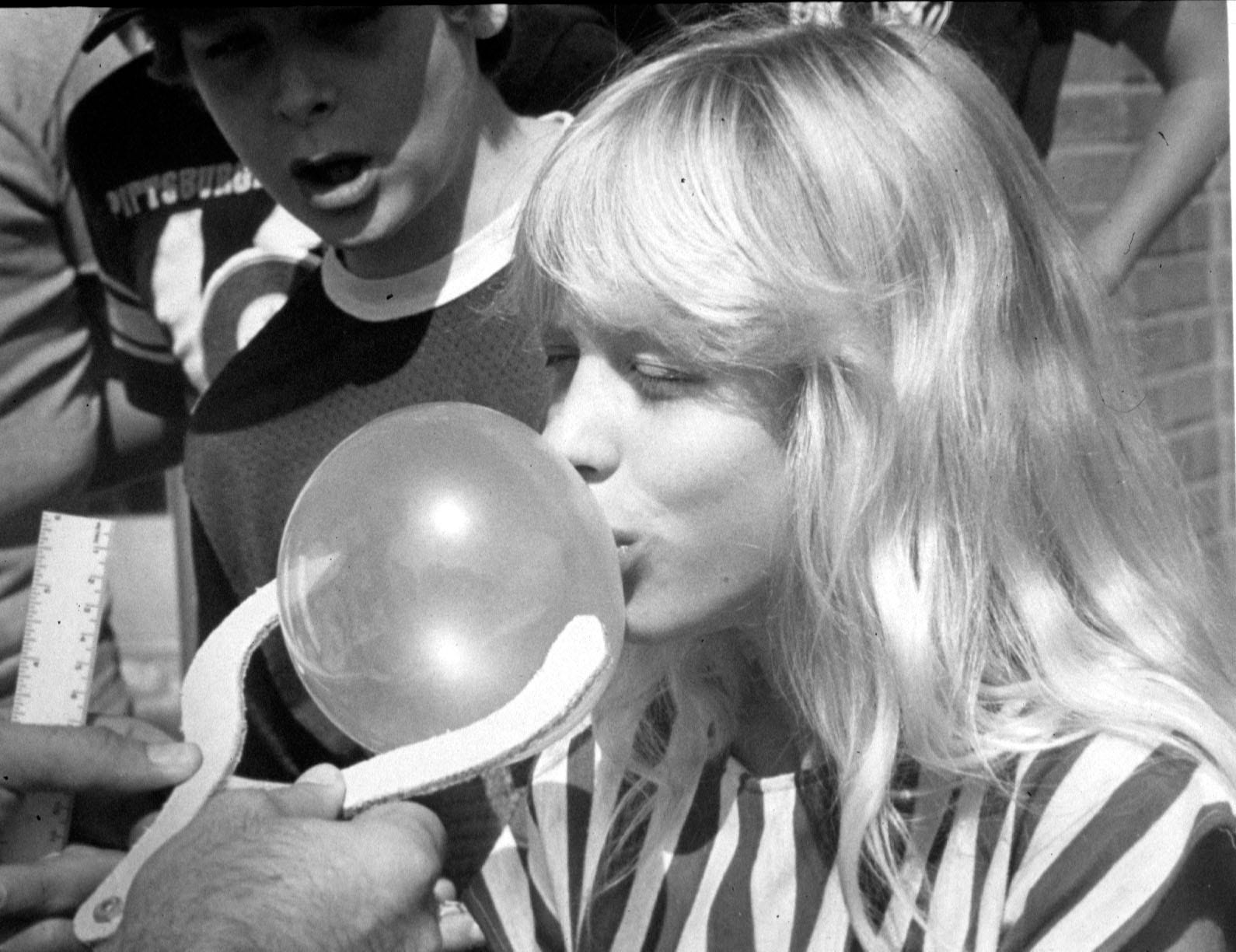 Гедоністична адаптація: чому менше — це більше